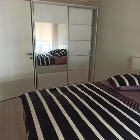 Dry Suits * Istanboel